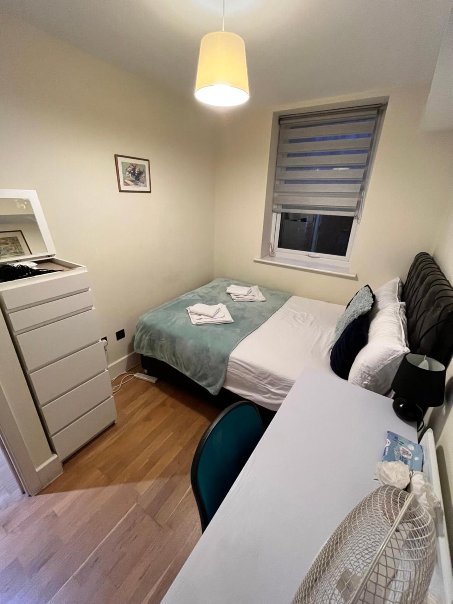 Metropolitan Coziness Private Bedrooms In Euston Station 161 Londýn Exteriér fotografie