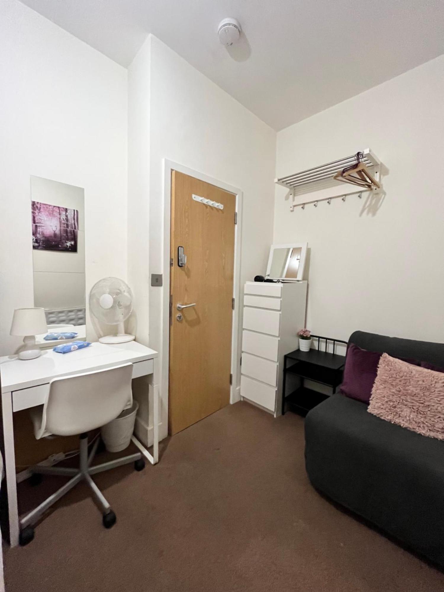 Metropolitan Coziness Private Bedrooms In Euston Station 161 Londýn Exteriér fotografie
