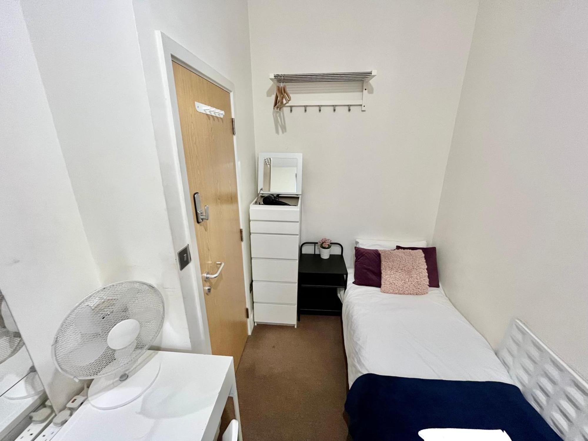 Metropolitan Coziness Private Bedrooms In Euston Station 161 Londýn Exteriér fotografie