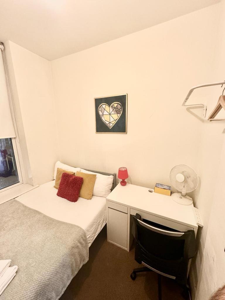 Metropolitan Coziness Private Bedrooms In Euston Station 161 Londýn Exteriér fotografie